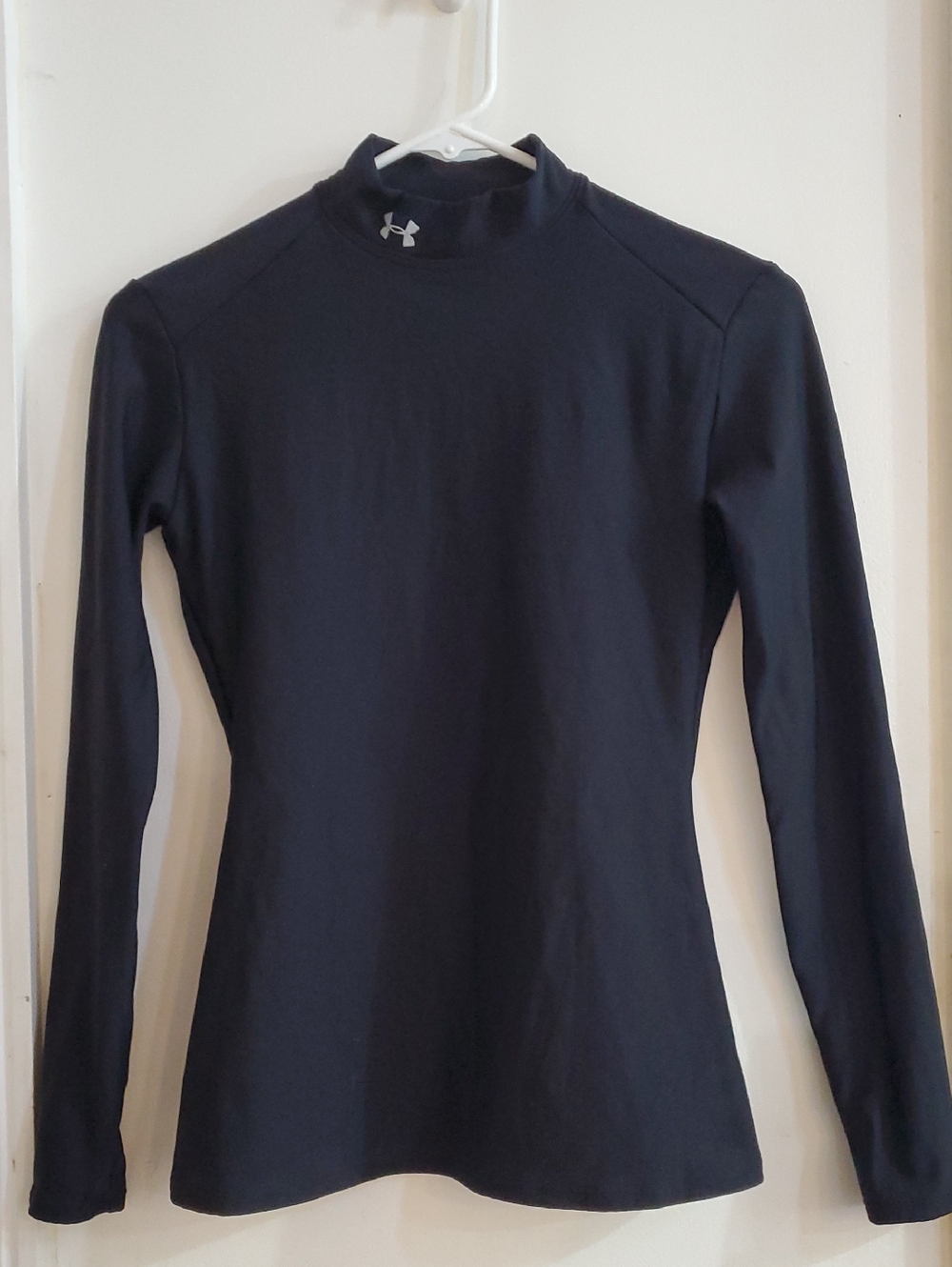Under Armour Cold Gear Long Sleeve Top Size M Youth Black Mock Turtleneck